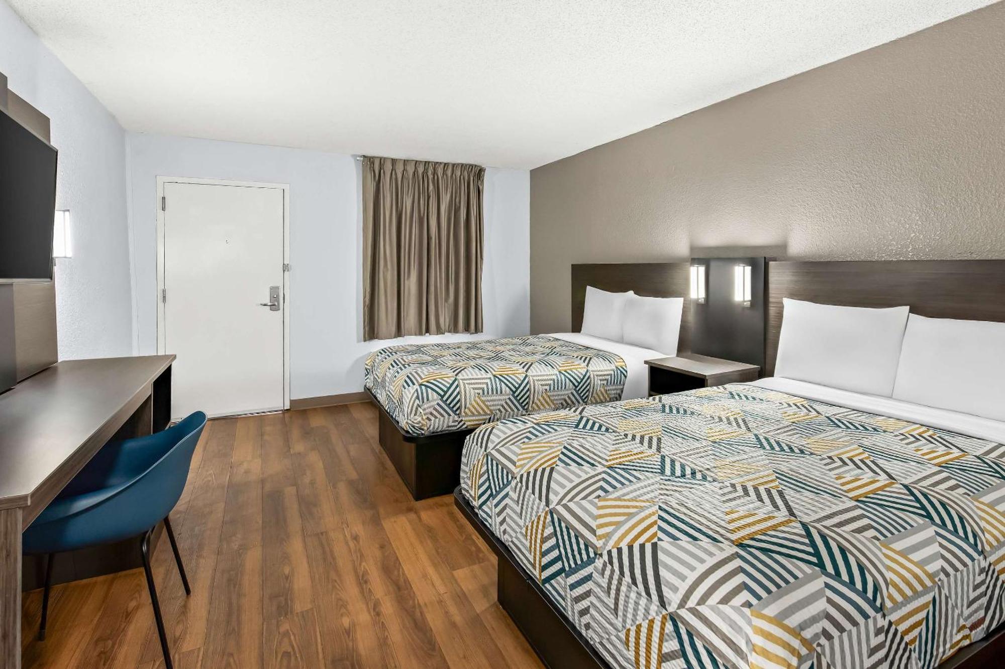 Motel 6 Lester - Philadelphia Airport מראה חיצוני תמונה